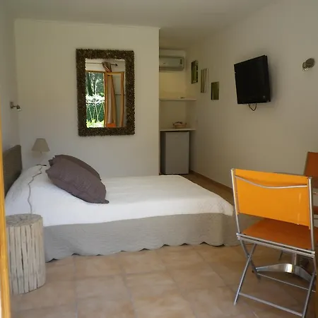 D'hotes Alize Grimaud